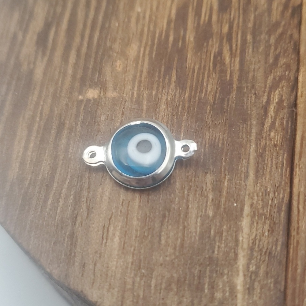 Evil eye‎ token charm